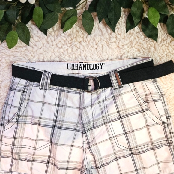 Urbanology Men's Lightweight Plaid Cargo Shorts w/belt - Picture 2 of 6